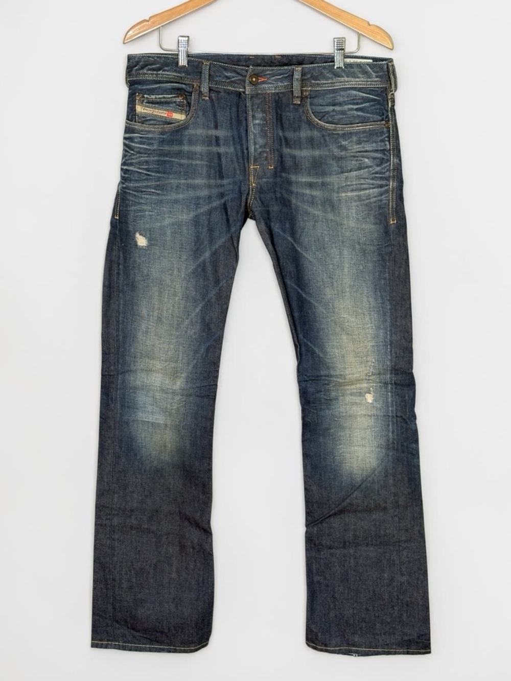 Diesel DNA Zatiny 100% Cotton Bootcut
Jeans Made in Italy 33x34 (Measures 34x35)